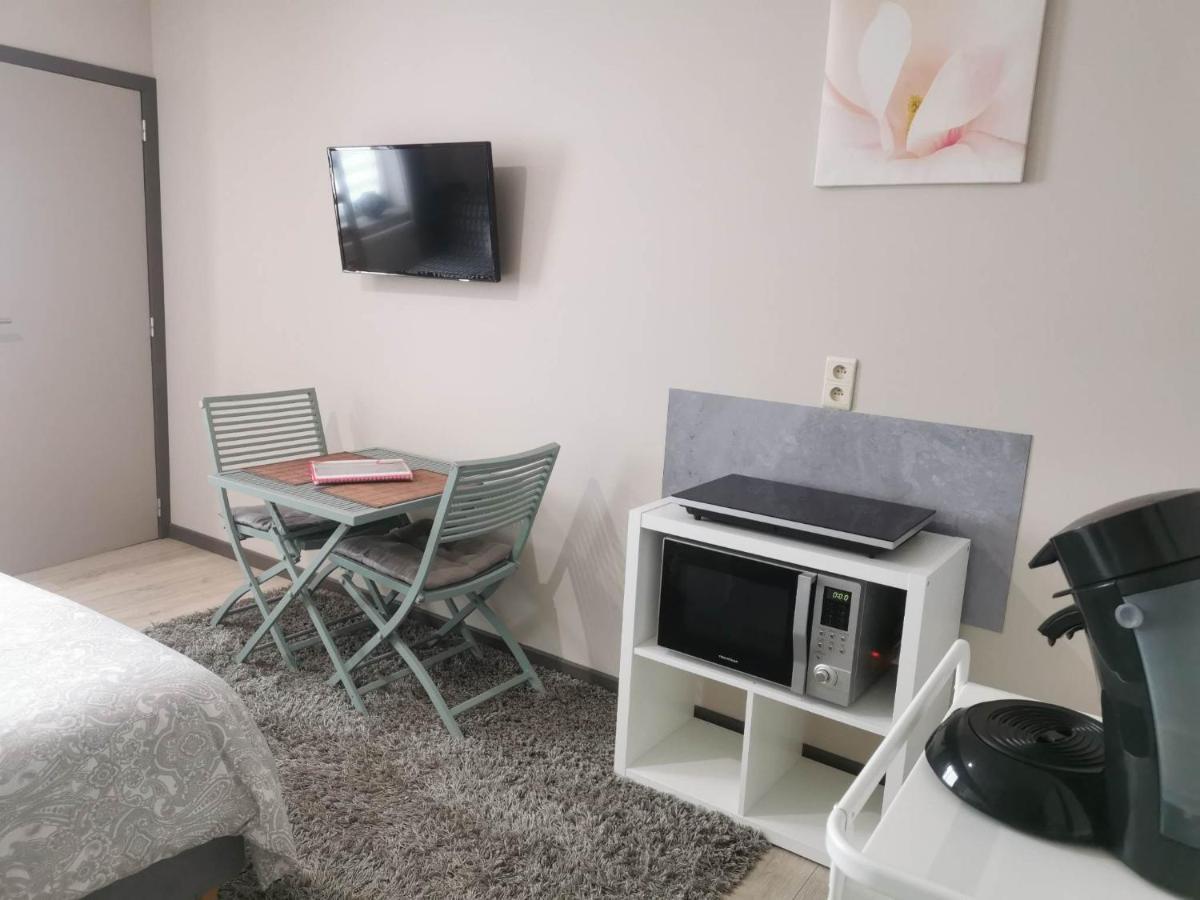 Apartament Les Petits Nids De Nina 2 Fosses-La-Ville Zewnętrze zdjęcie